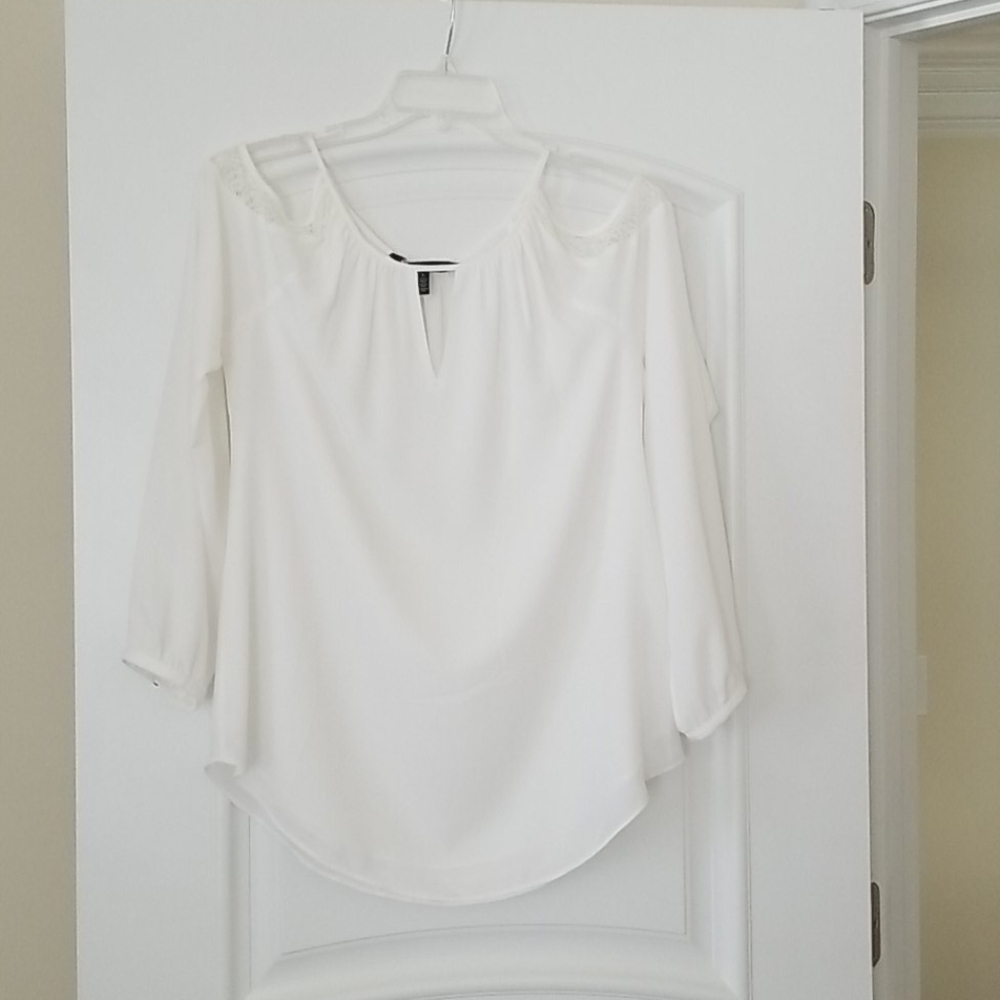 Blouse - Picture 2 of 2